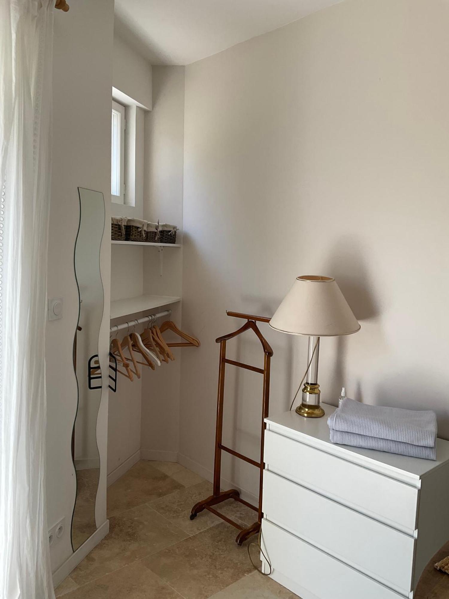 Villeneuve-lès-Avignon Studio Lumineux מראה חיצוני תמונה